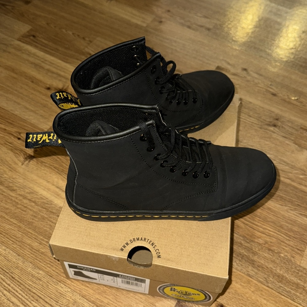 Pre-owned Dr. Martens Sheridan Combat Boots 🥾